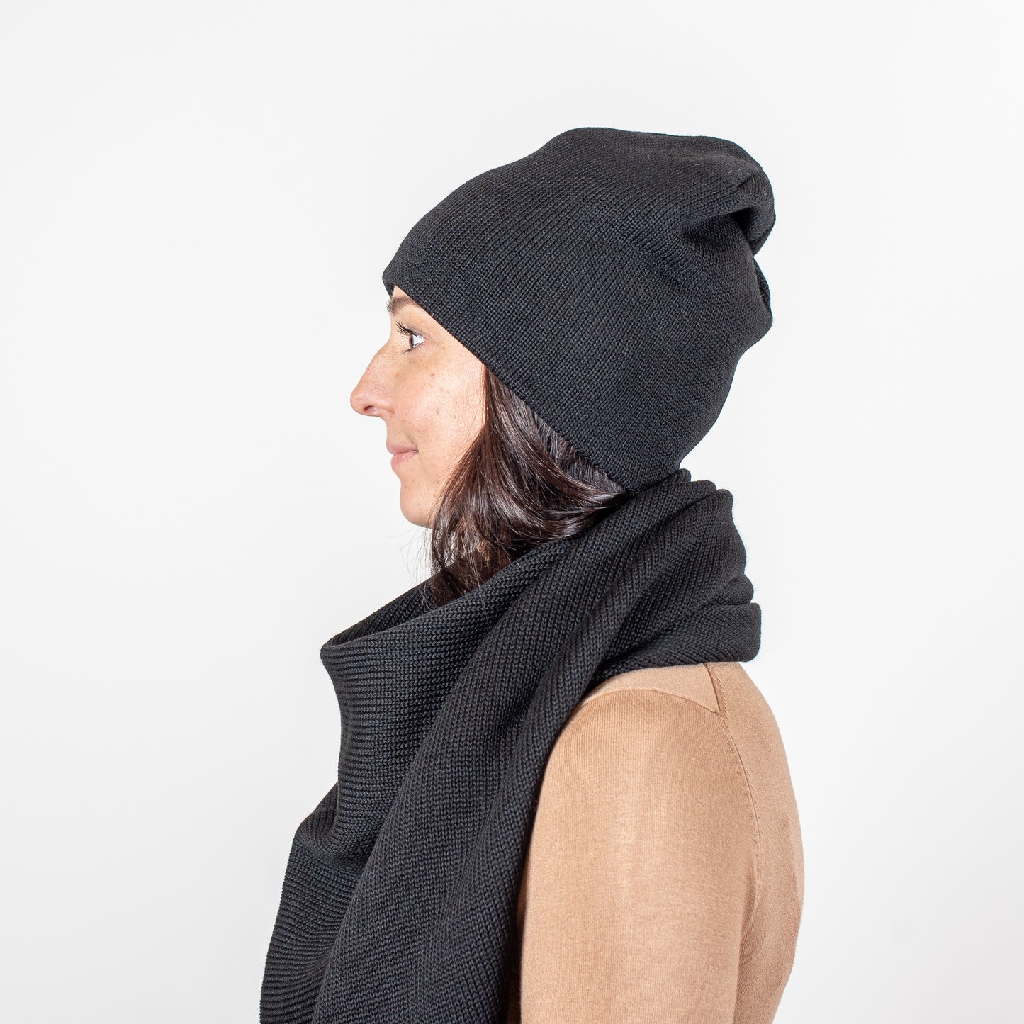 Kaklaskarė ELEGANCE juoda