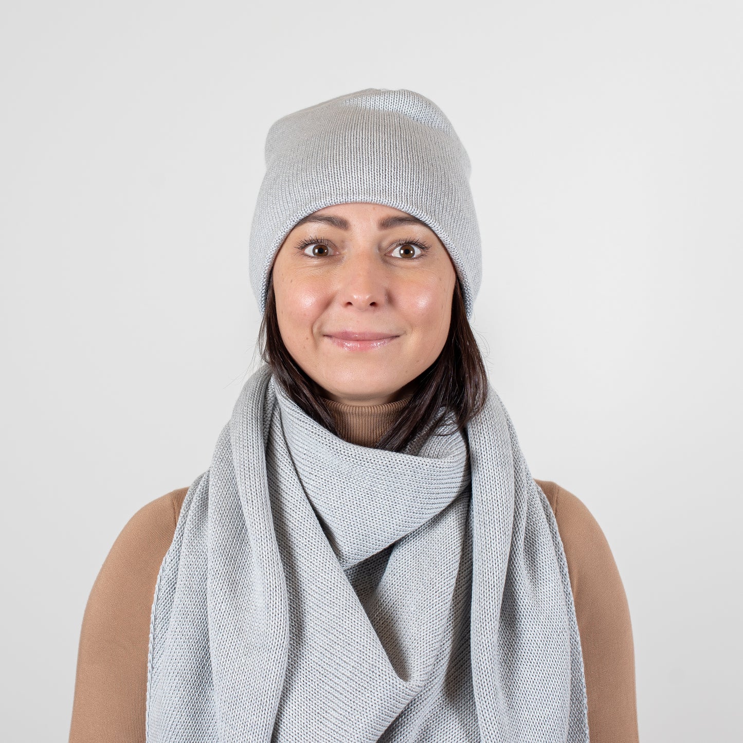 Kaklaskarė ELEGANCE juoda