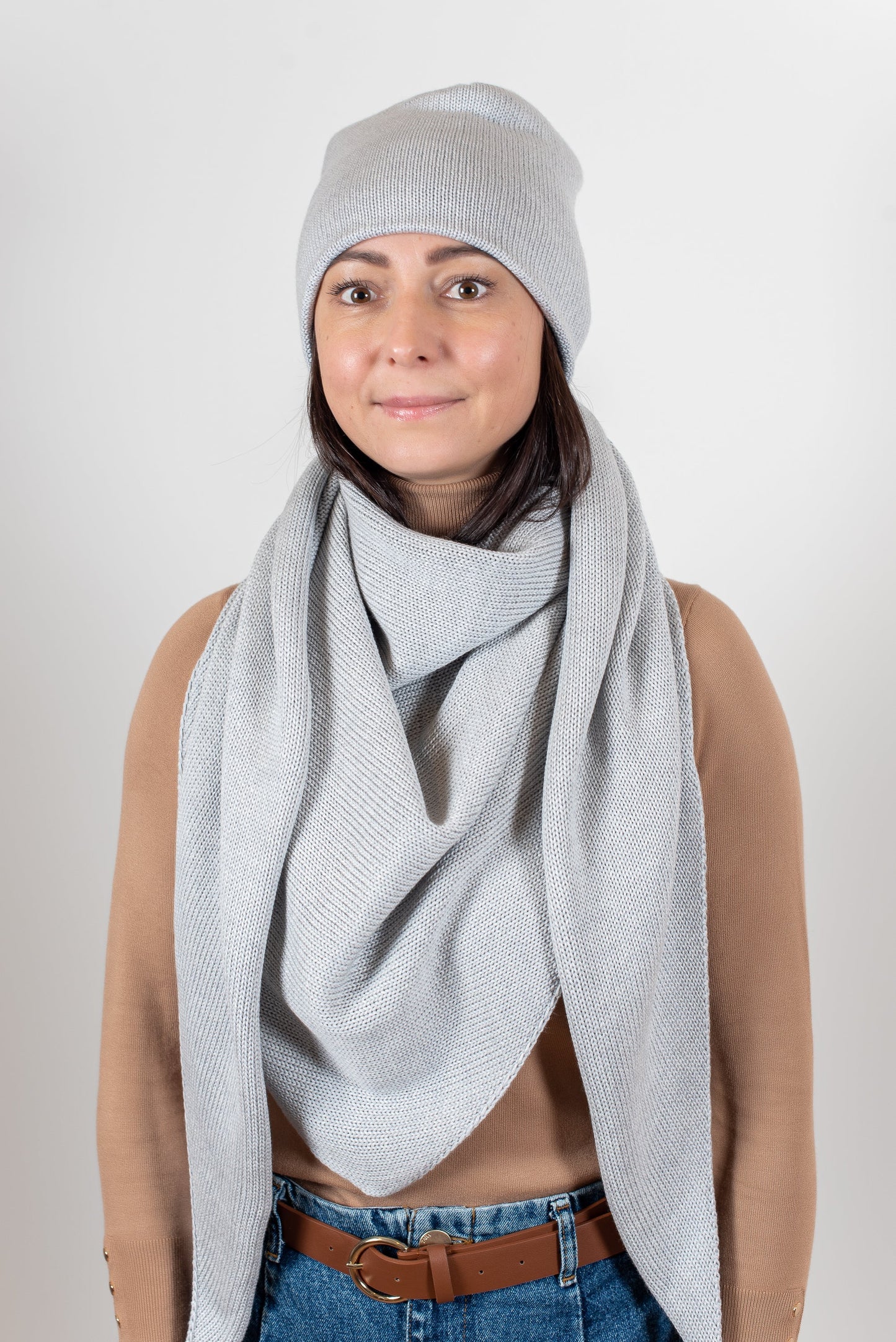 Kaklaskarė ELEGANCE smėlio